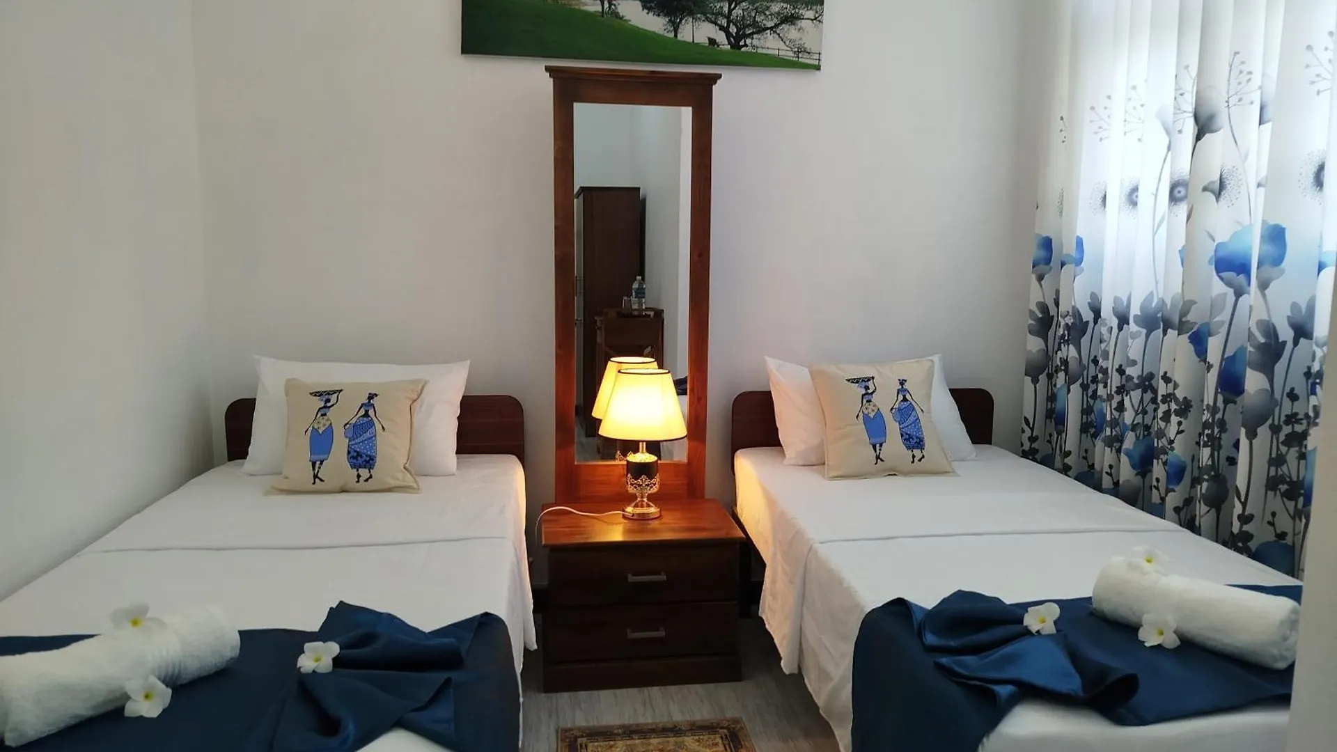 Πανσιόν White Palace Νεγκόμπο